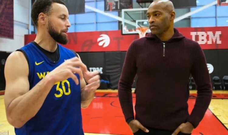 意识到你改变了篮球方式？库里：未刻意设目标 这是我打球的方式